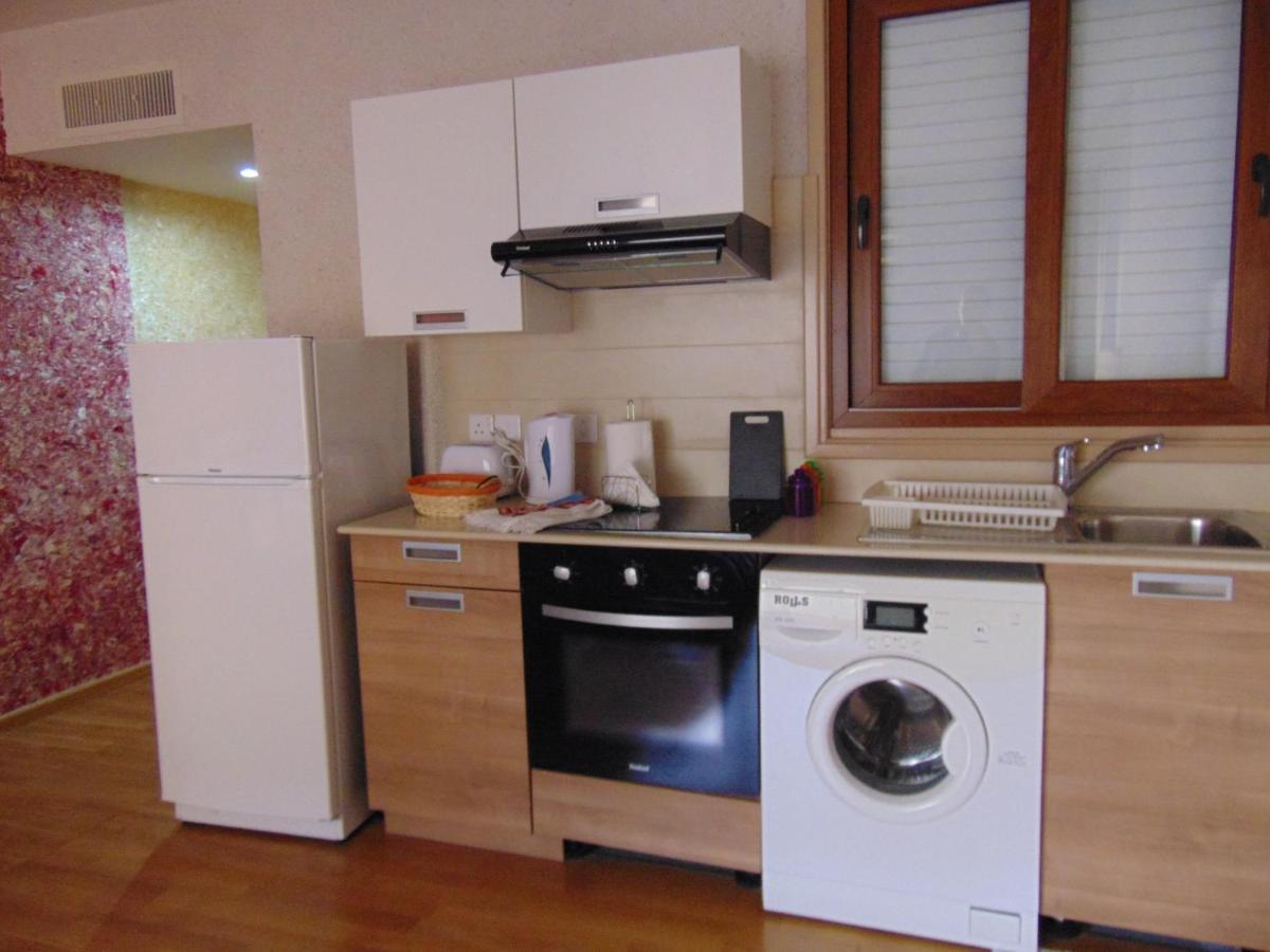 Ithaki Phinikoudes Apartment No. 207 Larnaca Værelse billede